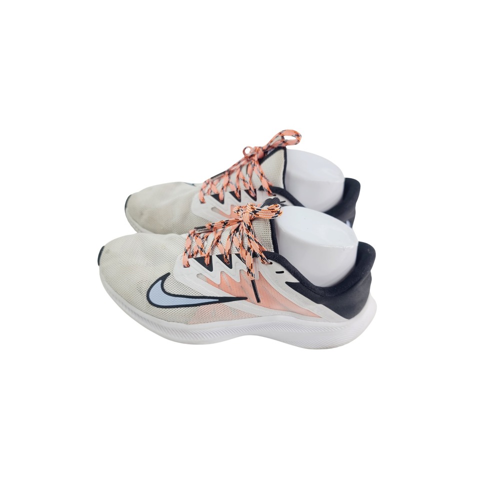 Nike Running Shoes Athletic, Women, Size 7, White/Black/Pink Color.